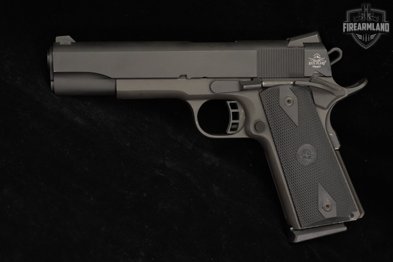 Rock Island Armory RIA M1911 A1 Standard FS 45ACP 1911 Series 70 +ORIG CASE-img-3