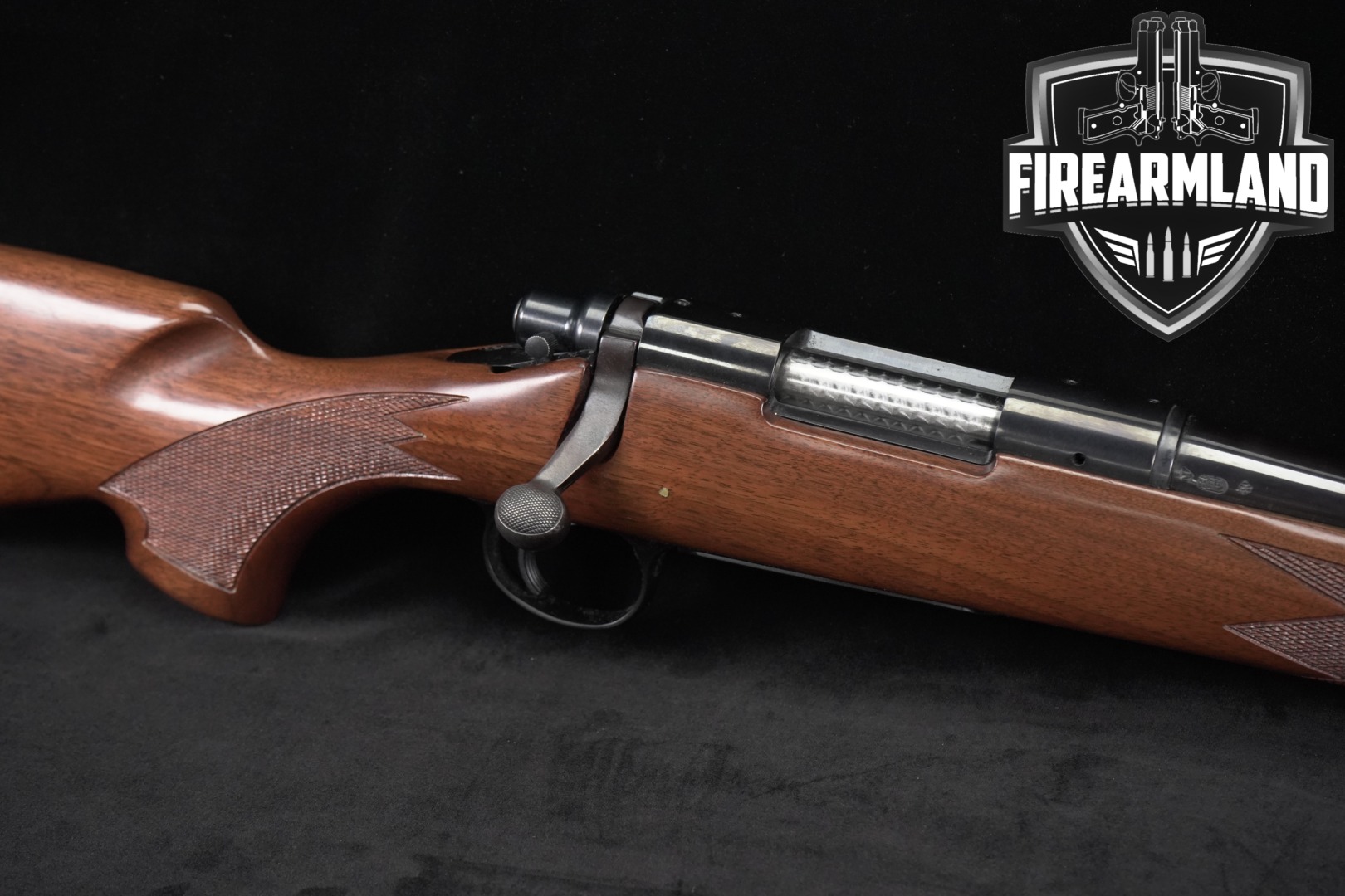 1986 Remington Model 700 Classic .350 Rem. Mag. Blued & Walnut in Very Good Condition Thumbnail