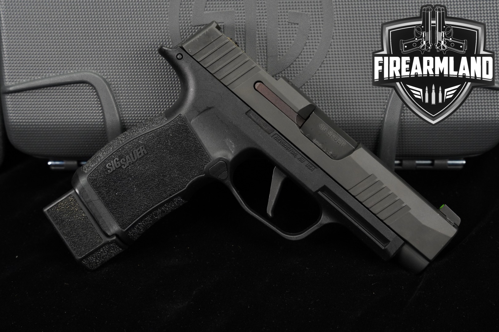Sig Sauer P365XL 9mm Optics-Ready P 365 XL P365 +3 MAGS, ORIG CASE HOLSTER-img-0