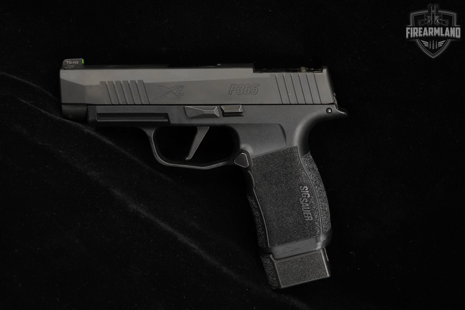 Sig Sauer P365XL 9mm Optics-Ready P 365 XL P365 +3 MAGS, ORIG CASE HOLSTER-img-4