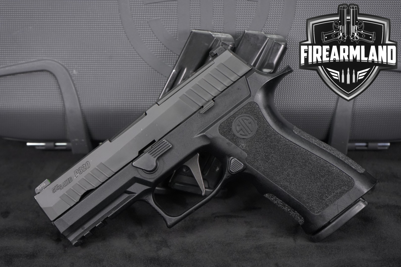 Sig Sauer P320 XCarry Pro 9mm Luger Black in Good Condition Thumbnail