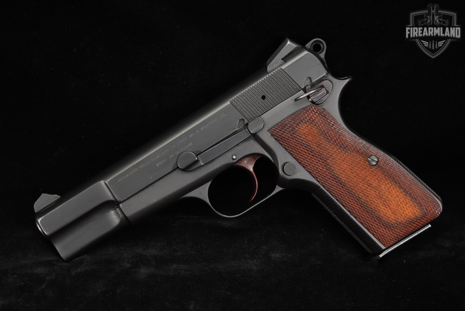 1969-1970 Browning Hi-Power T-Series 9mm 4.625 Blued BHP +2 MAGS-img-2