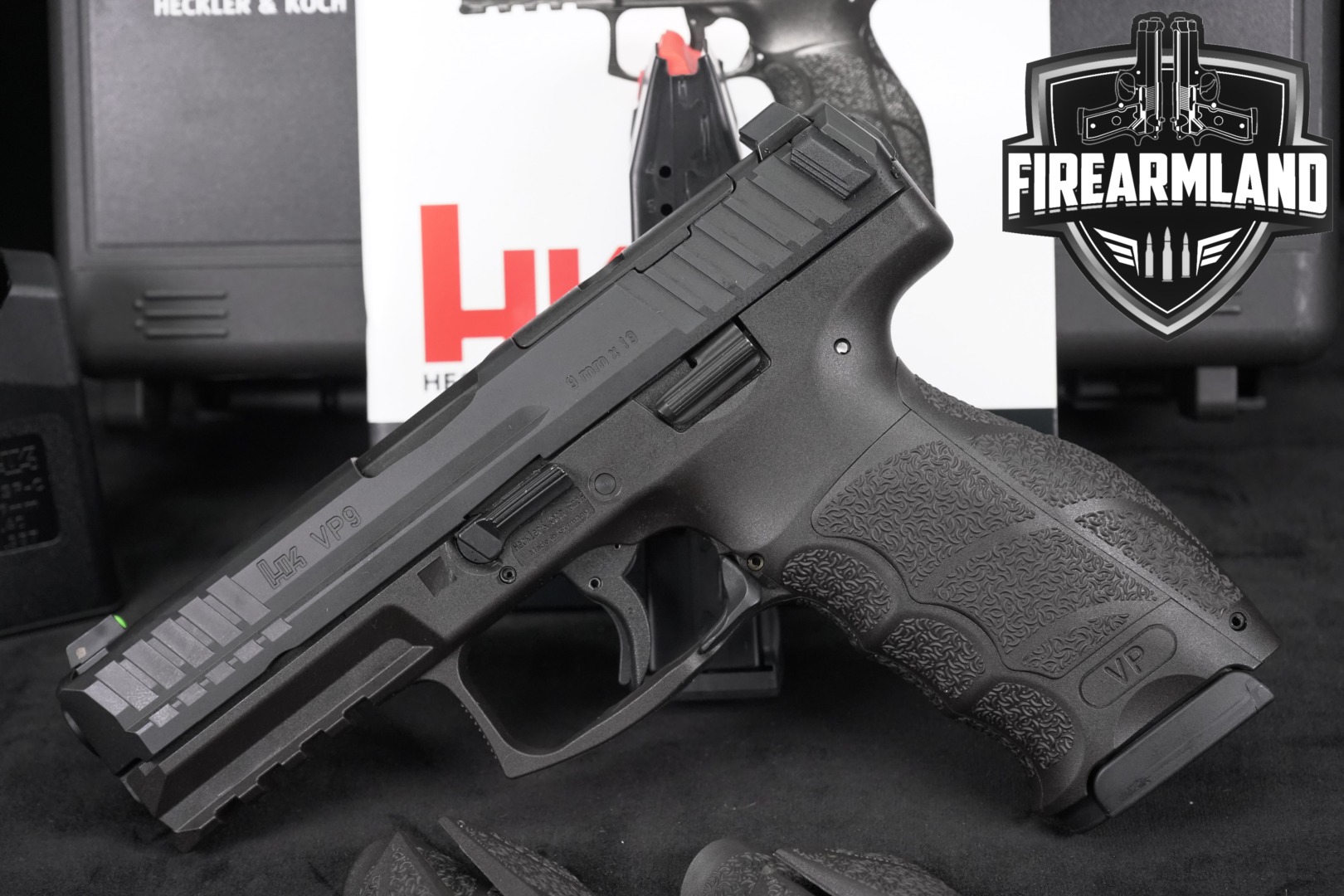 Heckler & Koch (H&K, HK) VP9 9mm Luger Black in Excellent Condition Thumbnail