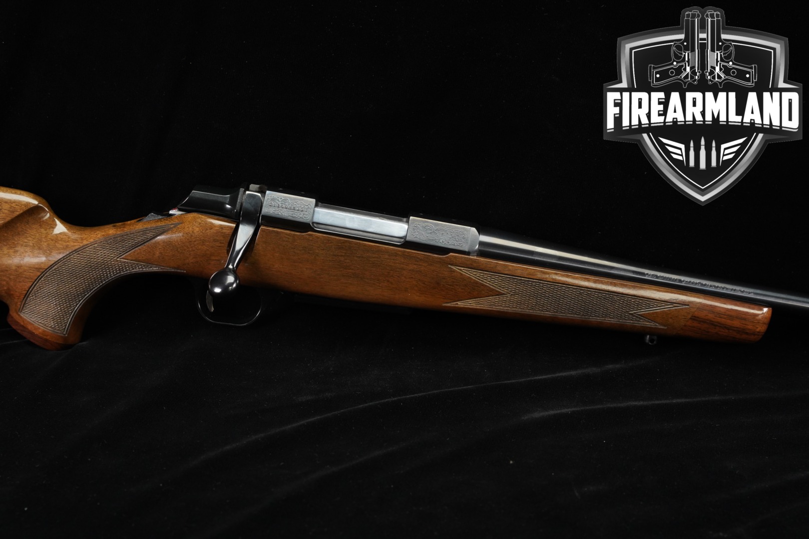 Browning A-Bolt II Medallion .243 WSSM Blued & Walnut in Excellent Condition Thumbnail