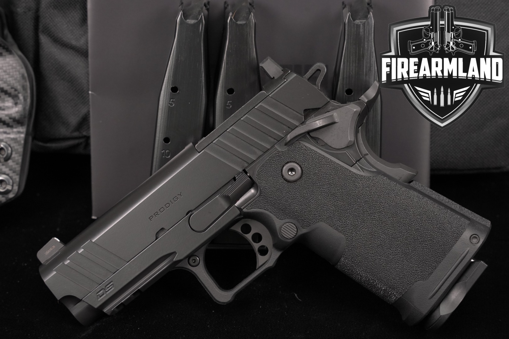 Springfield Armory 1911 DS Prodigy Compact AOS 9mm Luger Black in Excellent Condition Thumbnail
