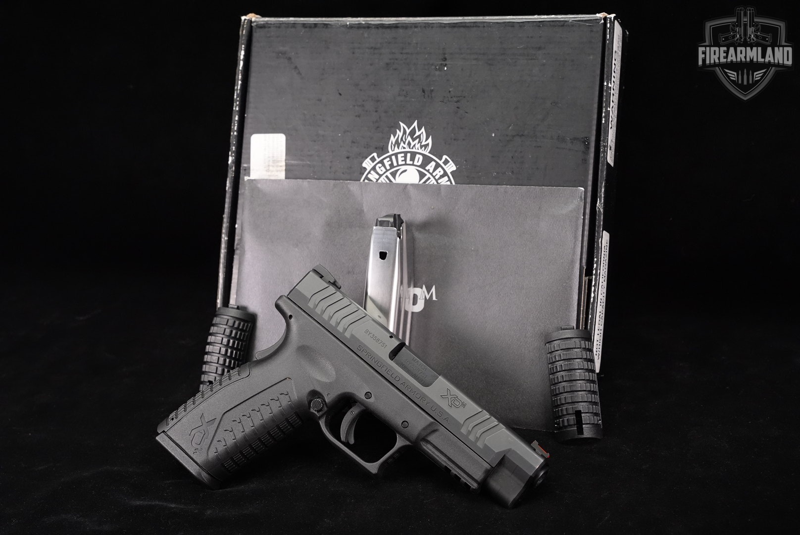 Springfield Armory XD-M 10mm 4.5" XDM +2 MAGS & ORIG BOX-img-2