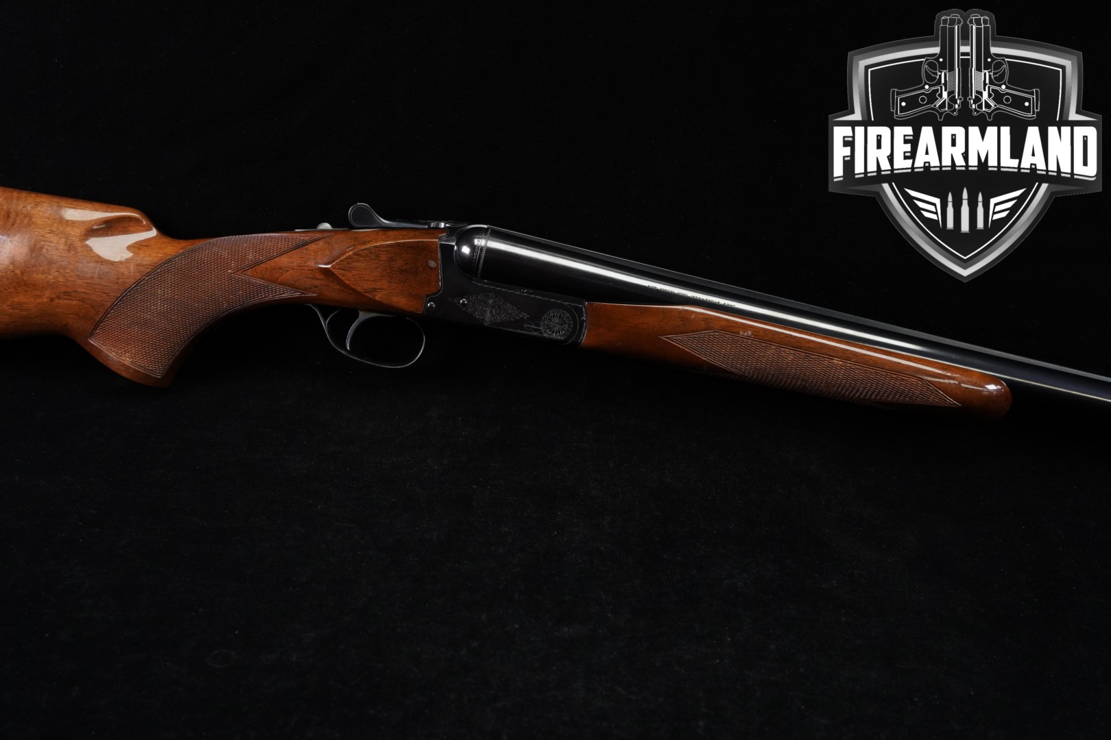 Browning B-S/S Field Grade 12 Gauge Blued & Walnut in Good Condition Thumbnail