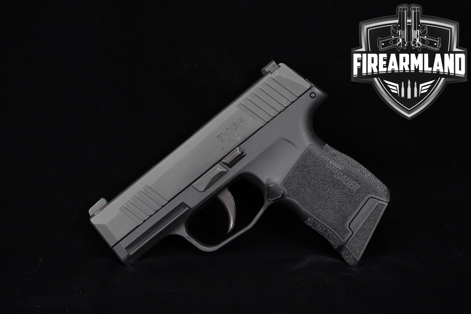 Sig Sauer P365 No Manual Safety 9mm Luger Black in Good Condition Thumbnail
