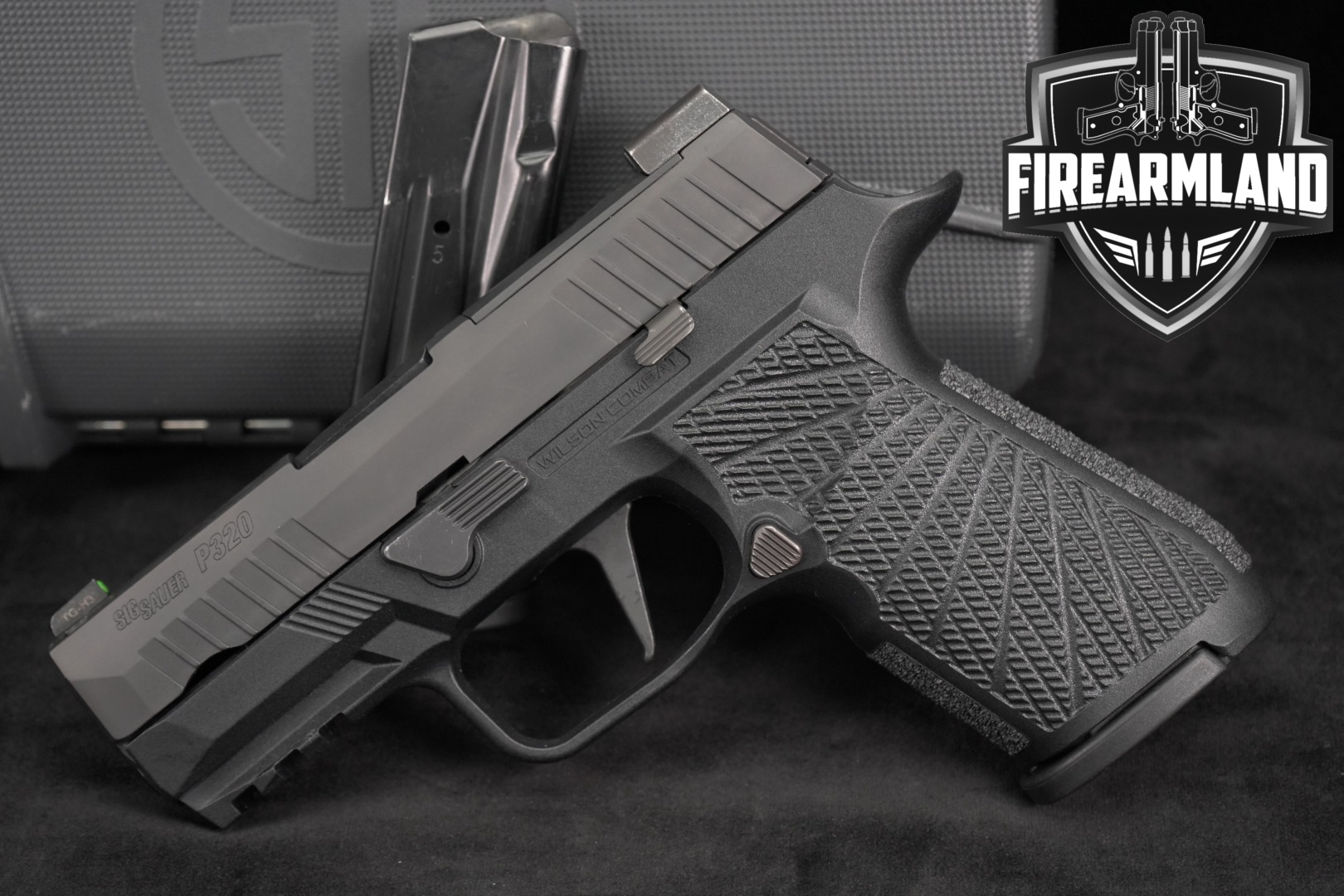 Sig Sauer P320 X-Compact 9mm Luger Black in Very Good Condition Thumbnail