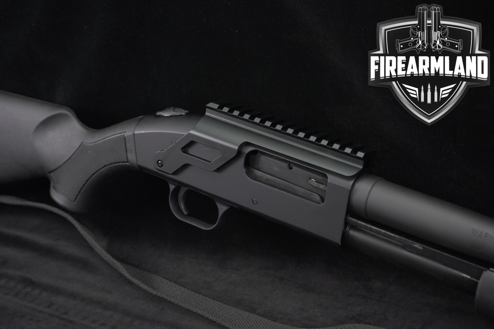 Mossberg 590 12 Gauge Black in Good Condition Thumbnail