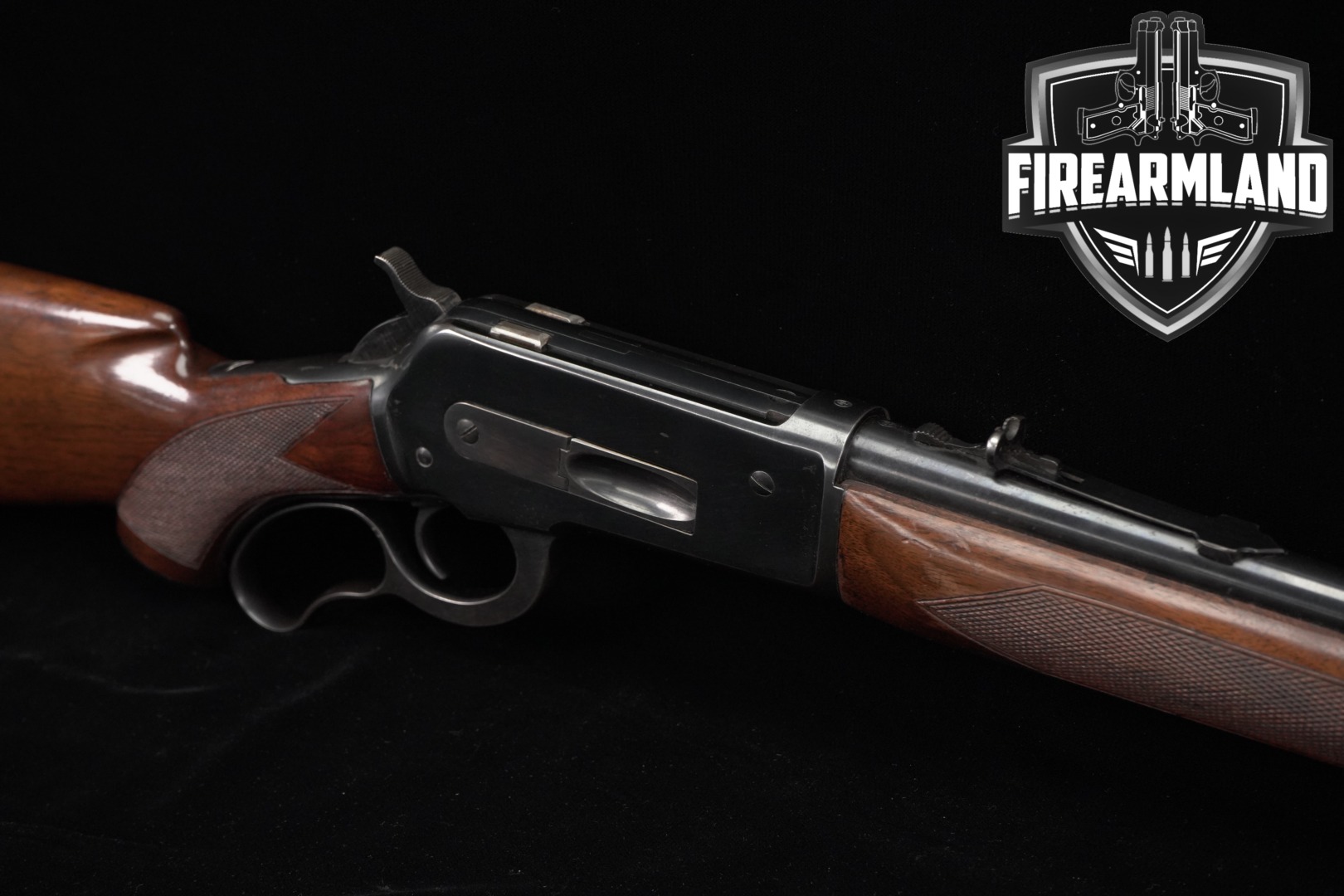 1948 Winchester Repeating Arms Model 71 Deluxe .348 Win. Blued & Walnut in Very Good Condition Thumbnail