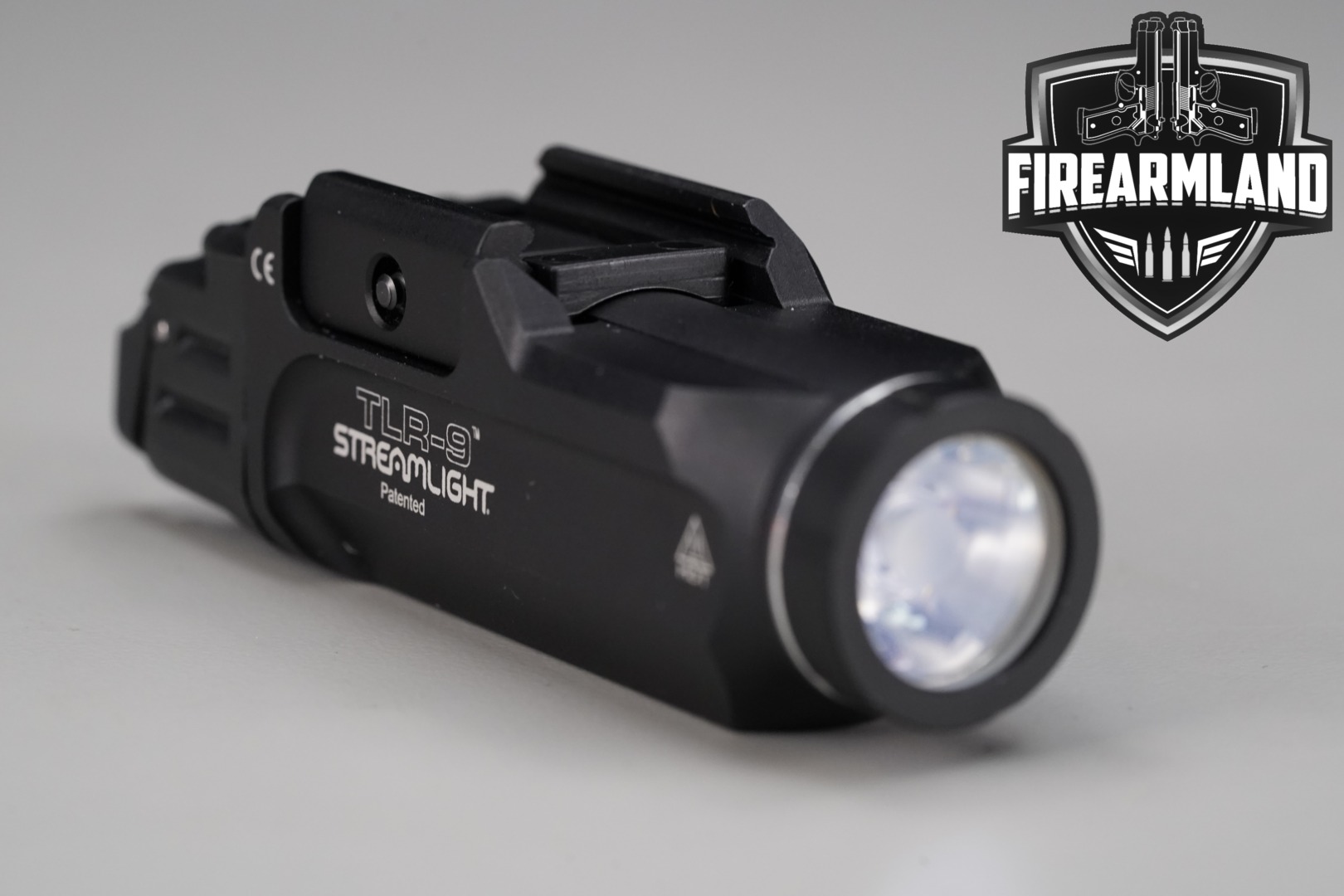 Streamlight TLR-9 1000 Lumens Weapon Light Black in Excellent Condition Thumbnail
