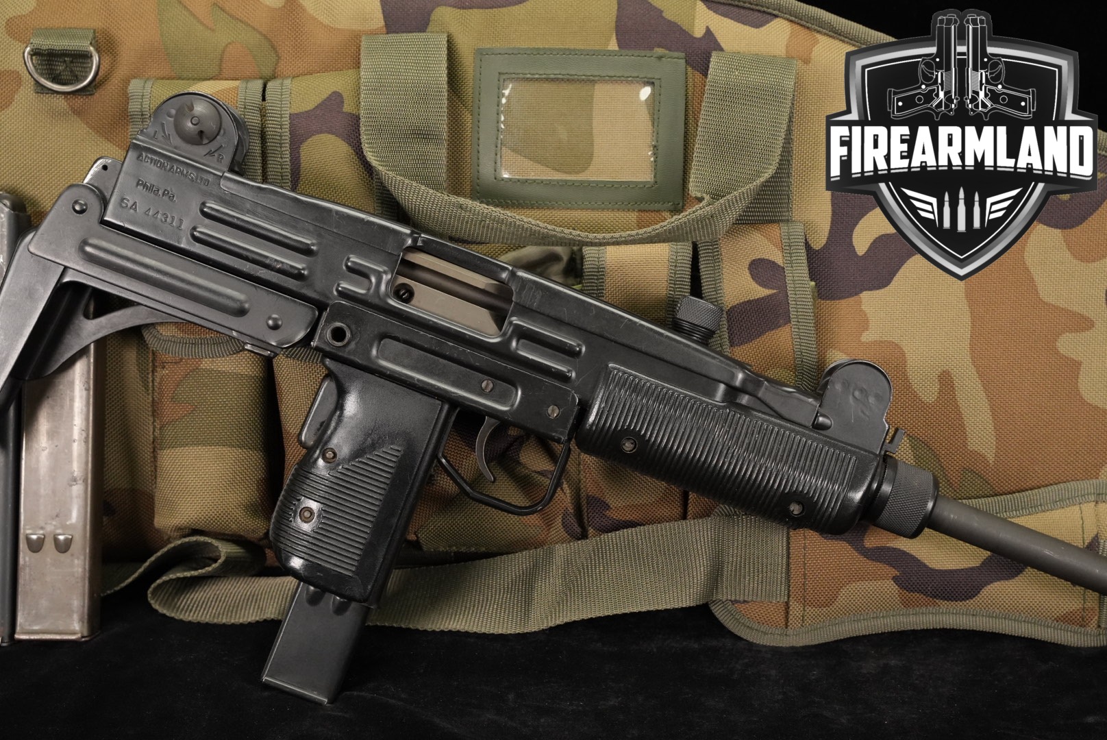 ISRAELI Military Industries UZI Carbine Model B 9mm 16" +3 MAGS, CASE-img-0
