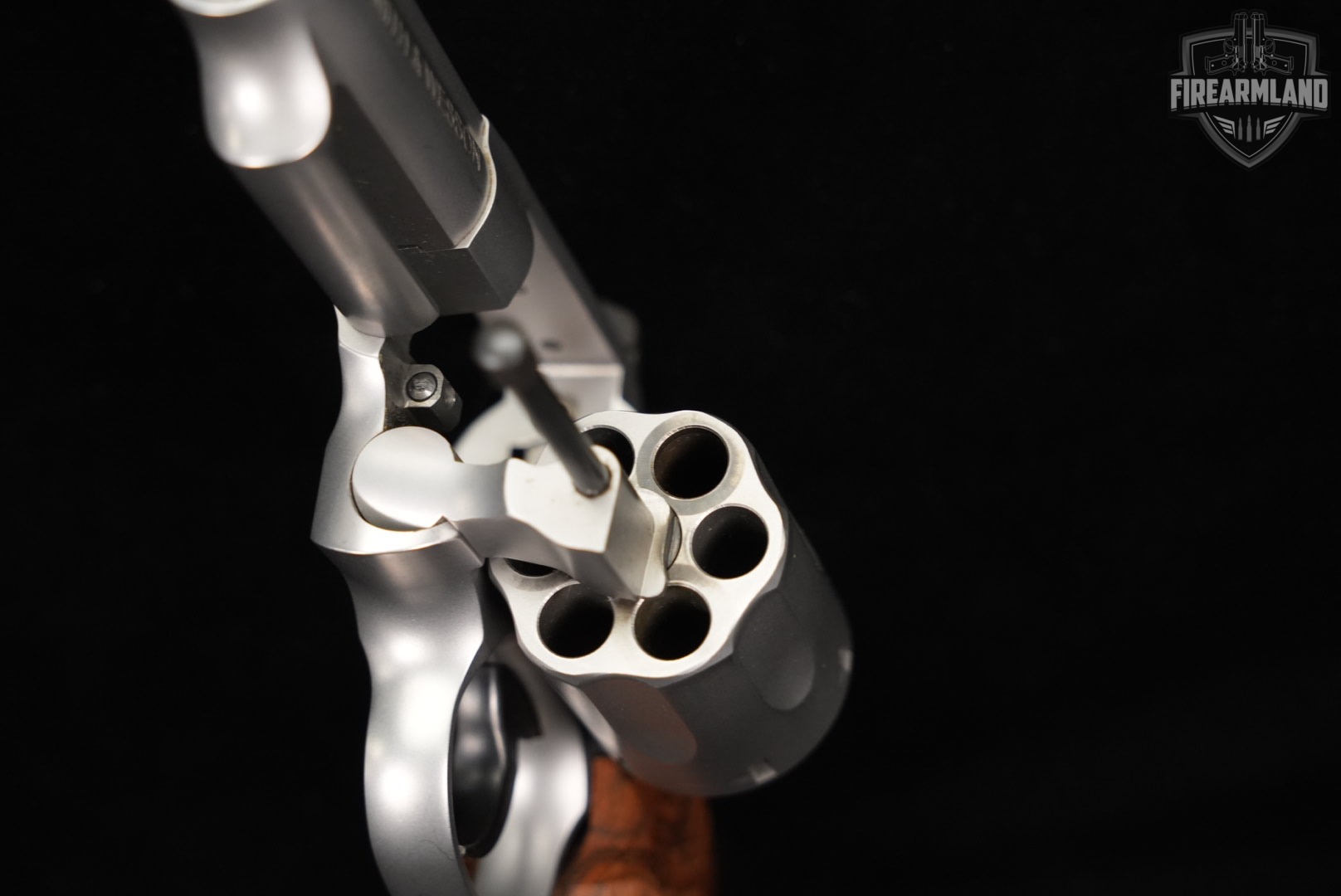 Smith & Wesson Model 66-8 Combat Magnum S&W 357 Mag 2.75 Stainless DA/SA-img-11