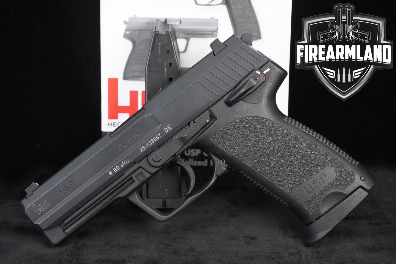 2013 Heckler & Koch (H&K, HK) USP 45 .45 ACP Black in Excellent Condition Thumbnail