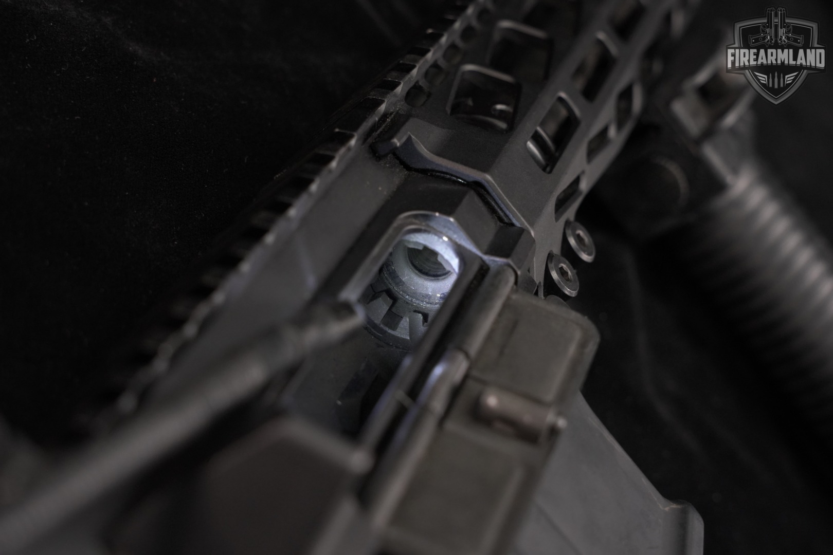 LWRC M6IC 5.56 NATO AR-15 AR15 16.1 M6-IC +INFORCE LIGHT-img-16