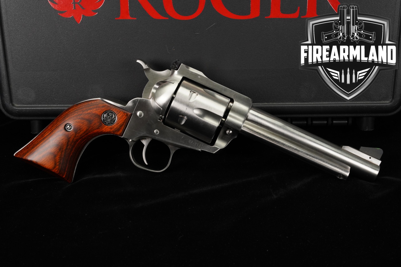 Ruger New Model Super Blackhawk 44 Rem Mag 5.5" Satin Stainless +ORIG CASE-img-0