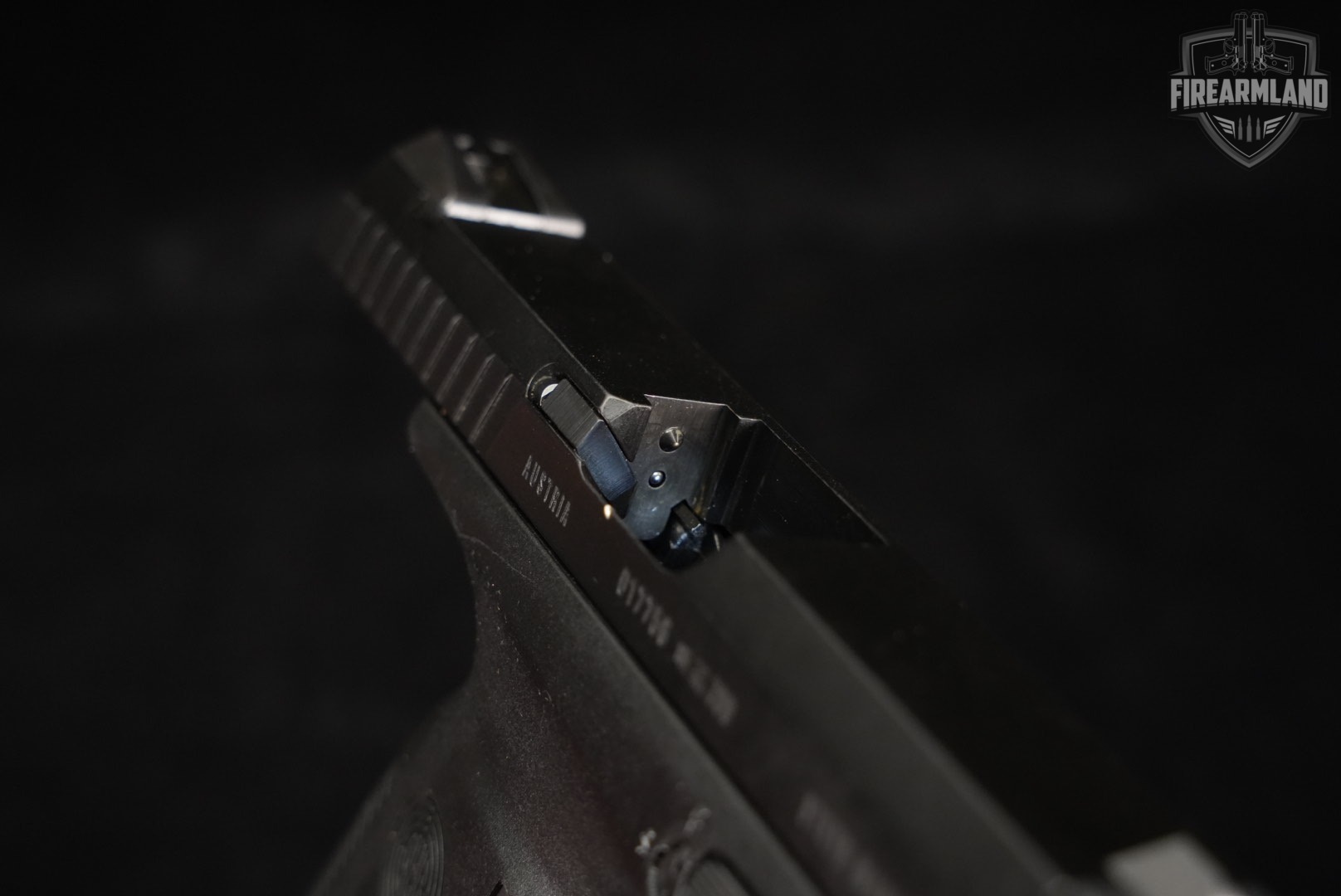 Steyr Arms M40 40S&W 1st-Gen Dual-Cal M-40 +2 MAGS, OG CASE, SPARE BARREL-img-12