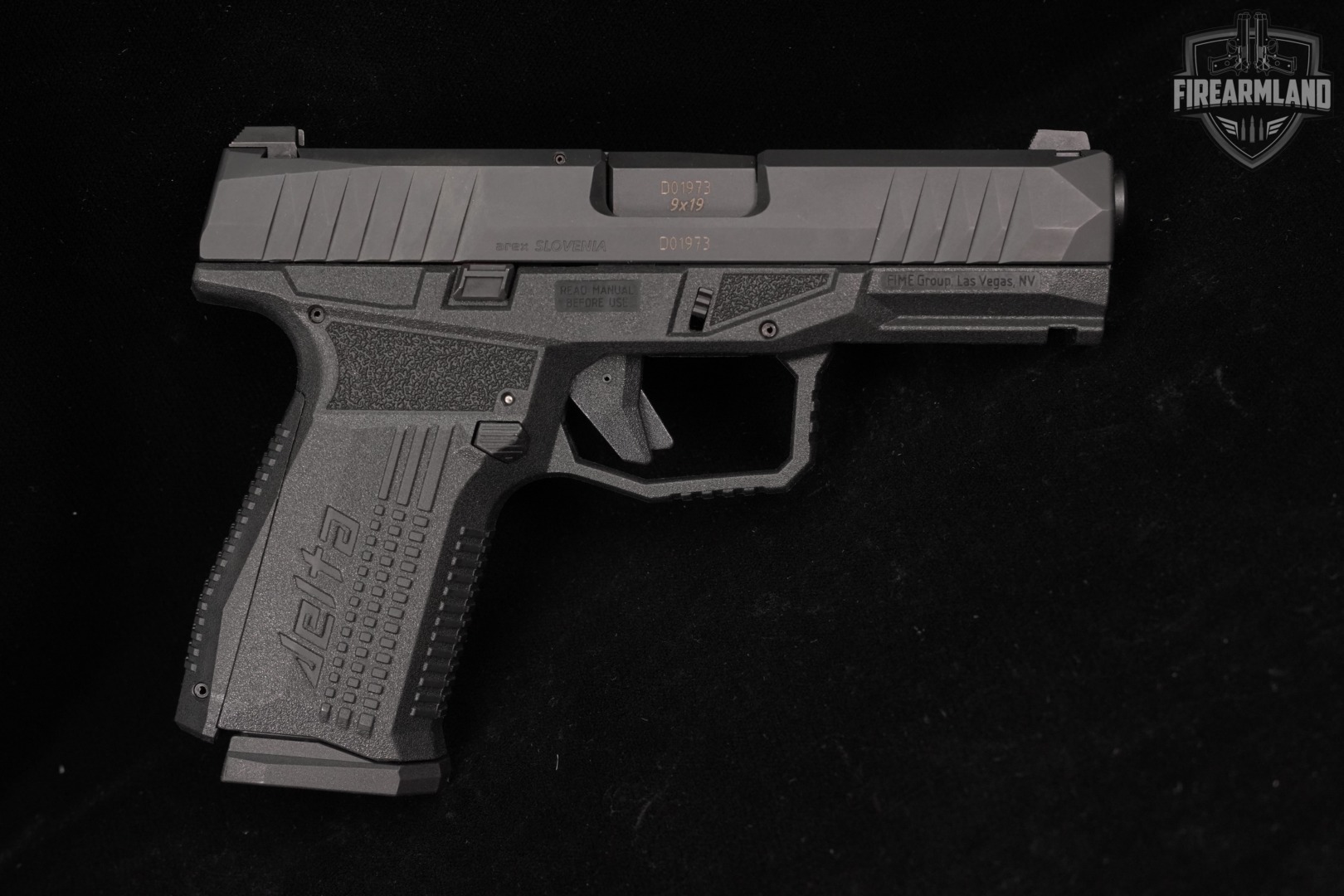 Arex Defense ReX Delta Gen.2 M 9mm Gen +2 MAGS, ORIG CASE & HOLSTER-img-4