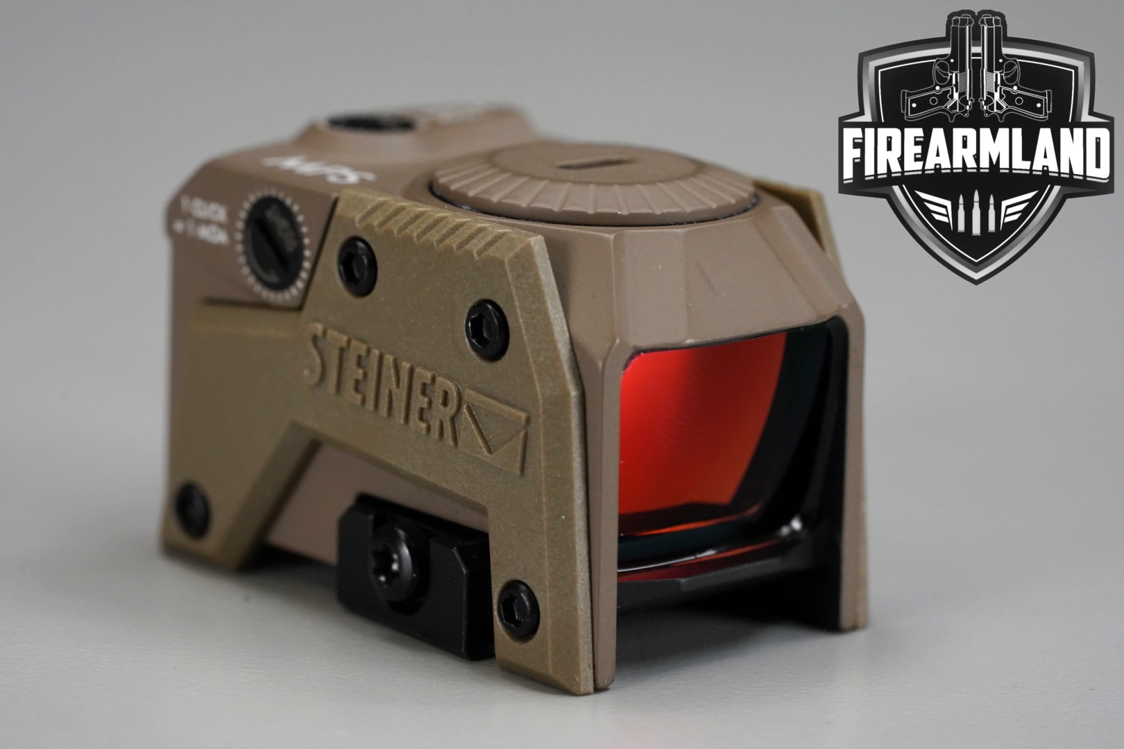 Steiner Optics Micro Pistol Sight FDE 3.3 MOA Red Dot in Excellent Condition Thumbnail