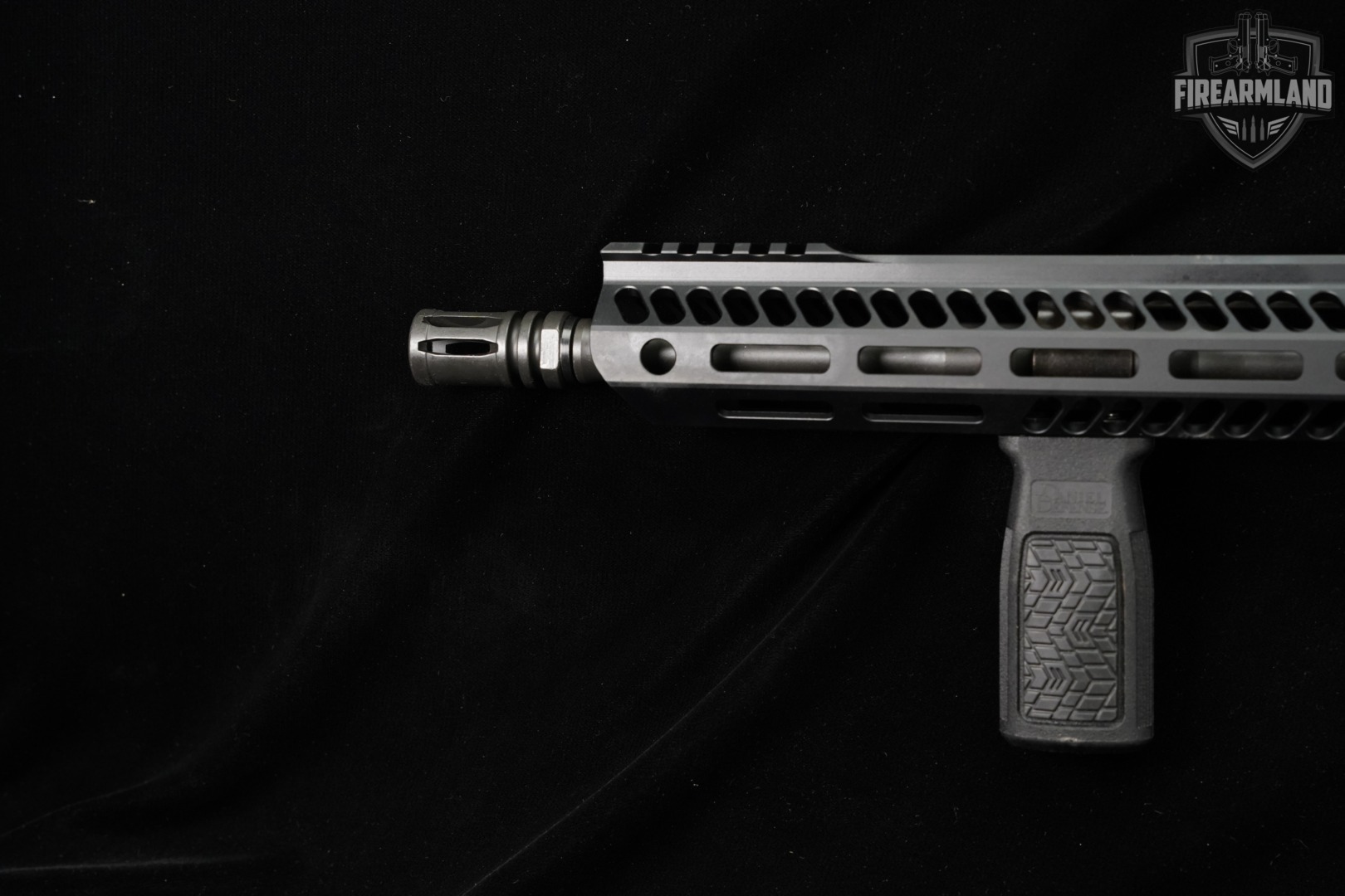 Rock River Arms LAR-15M RRAGE 3G 5.56 NATO AR AR15 16" 15-M +VORTEX SCOPE-img-7