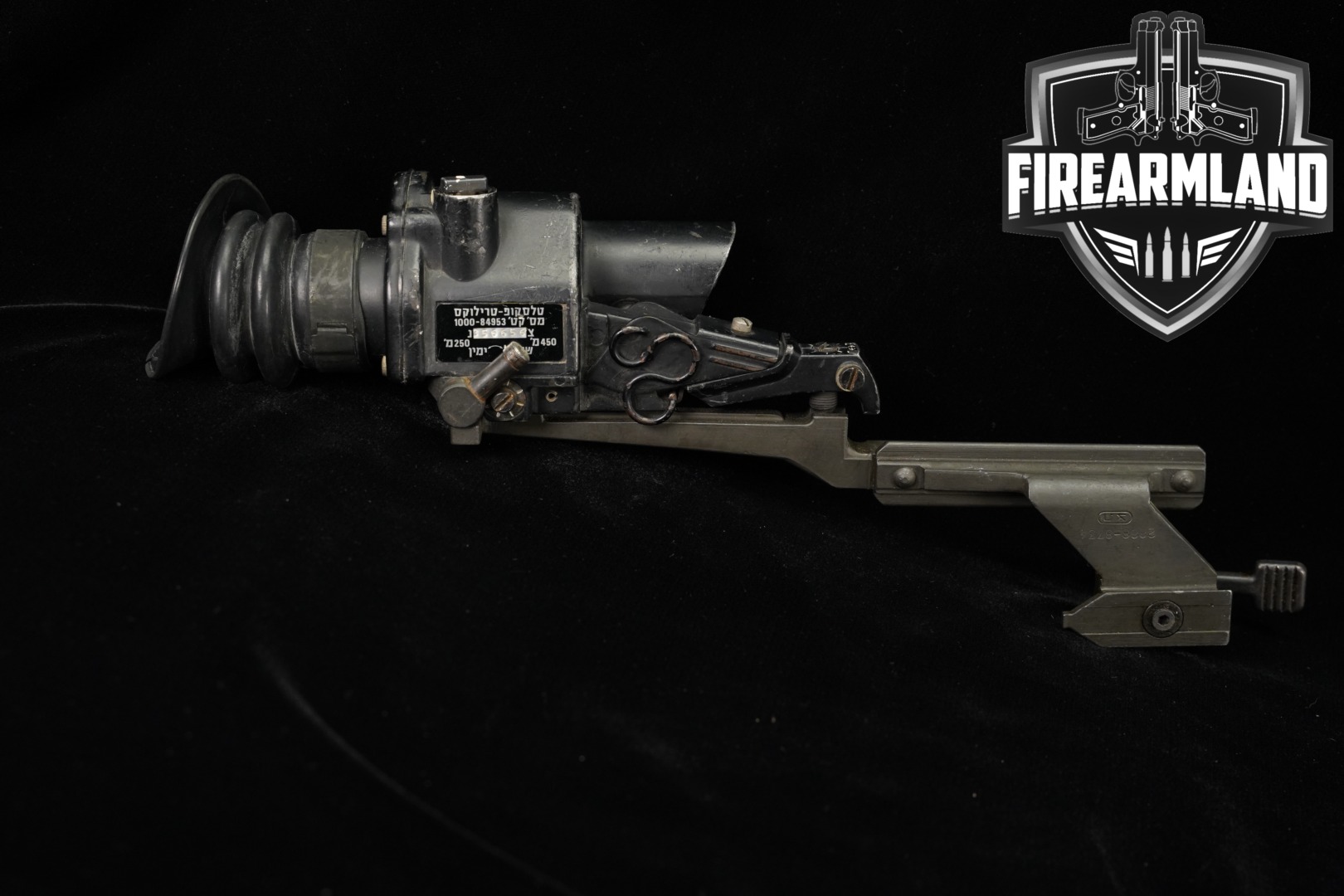 https://cash-for-arms-pictures.s3.amazonaws.com/recPPXMrjNcMSQ84t/1.jpg