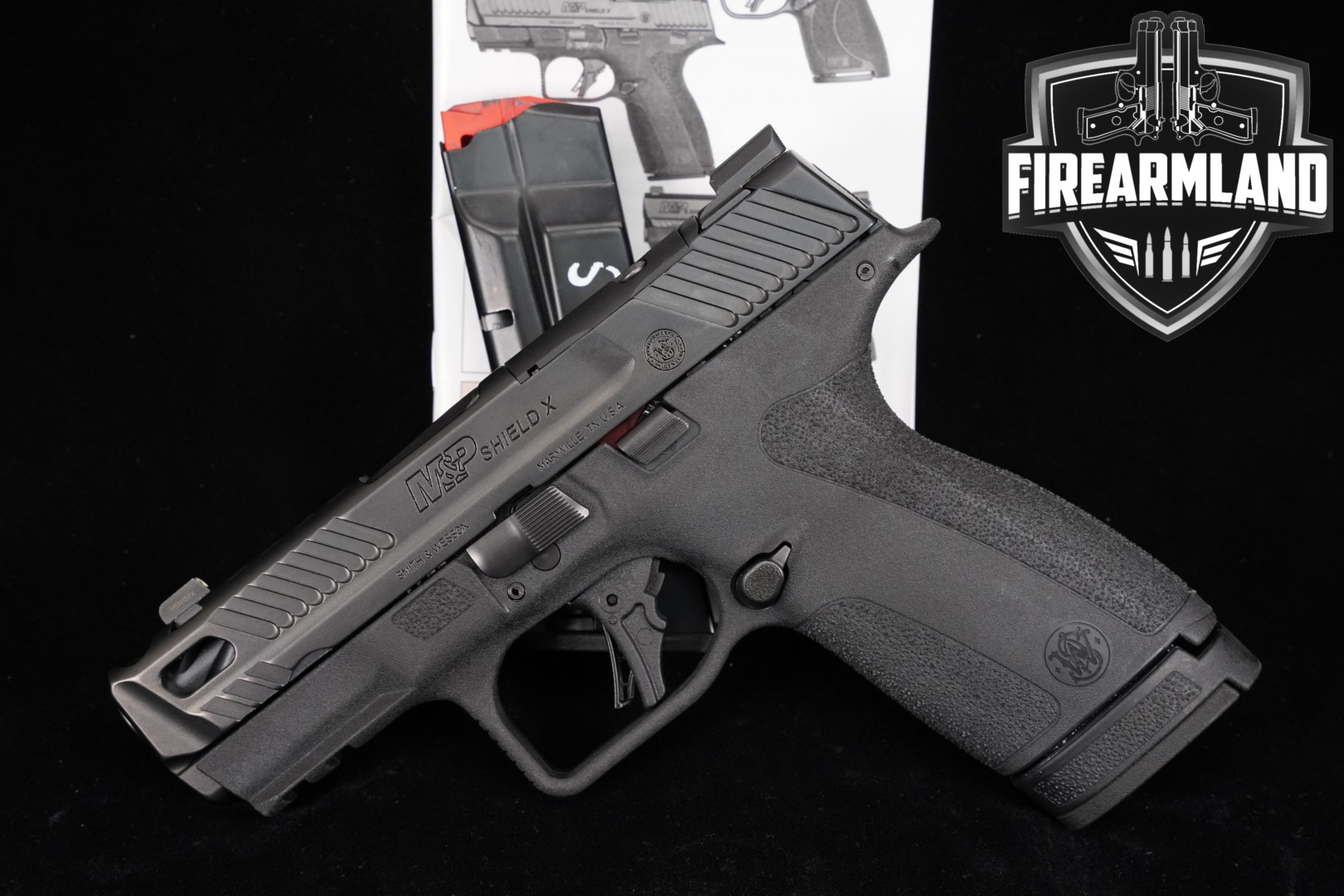 Smith & Wesson (S&W) M&P Shield X Performance Center Carry Comp Thumb Safety 9mm Luger Black in Excellent Condition Thumbnail