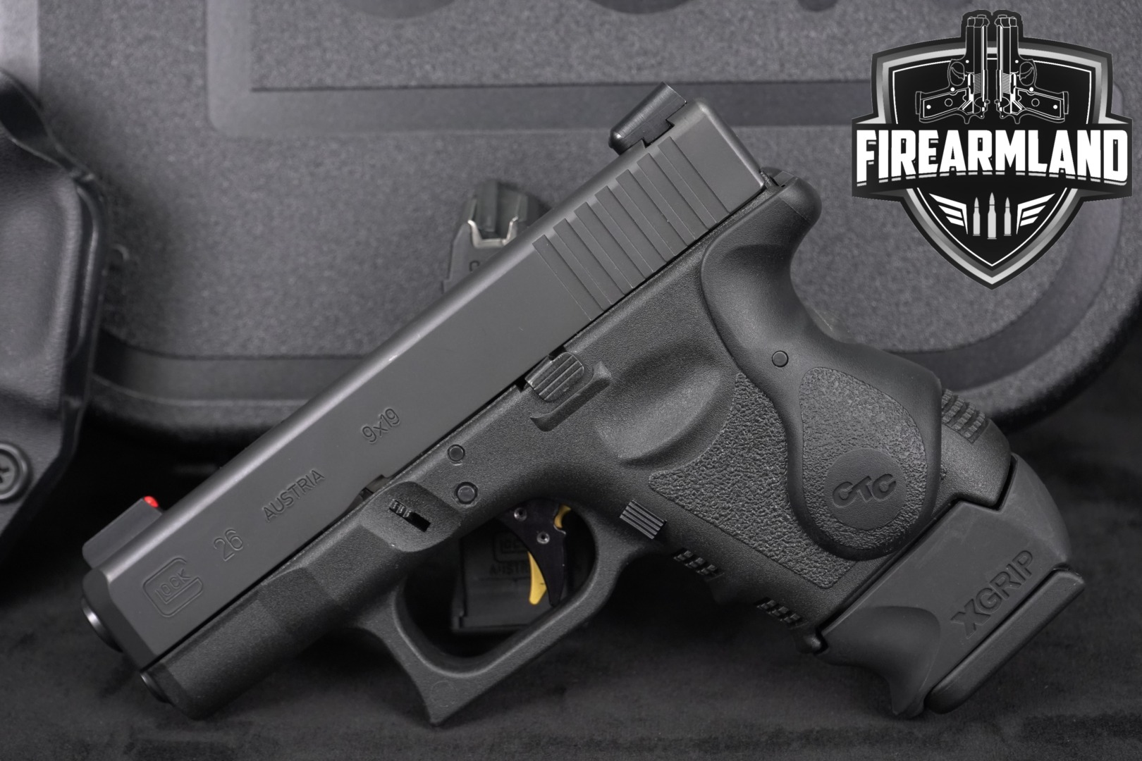 Glock 26 9mm Luger Black in Excellent Condition Thumbnail