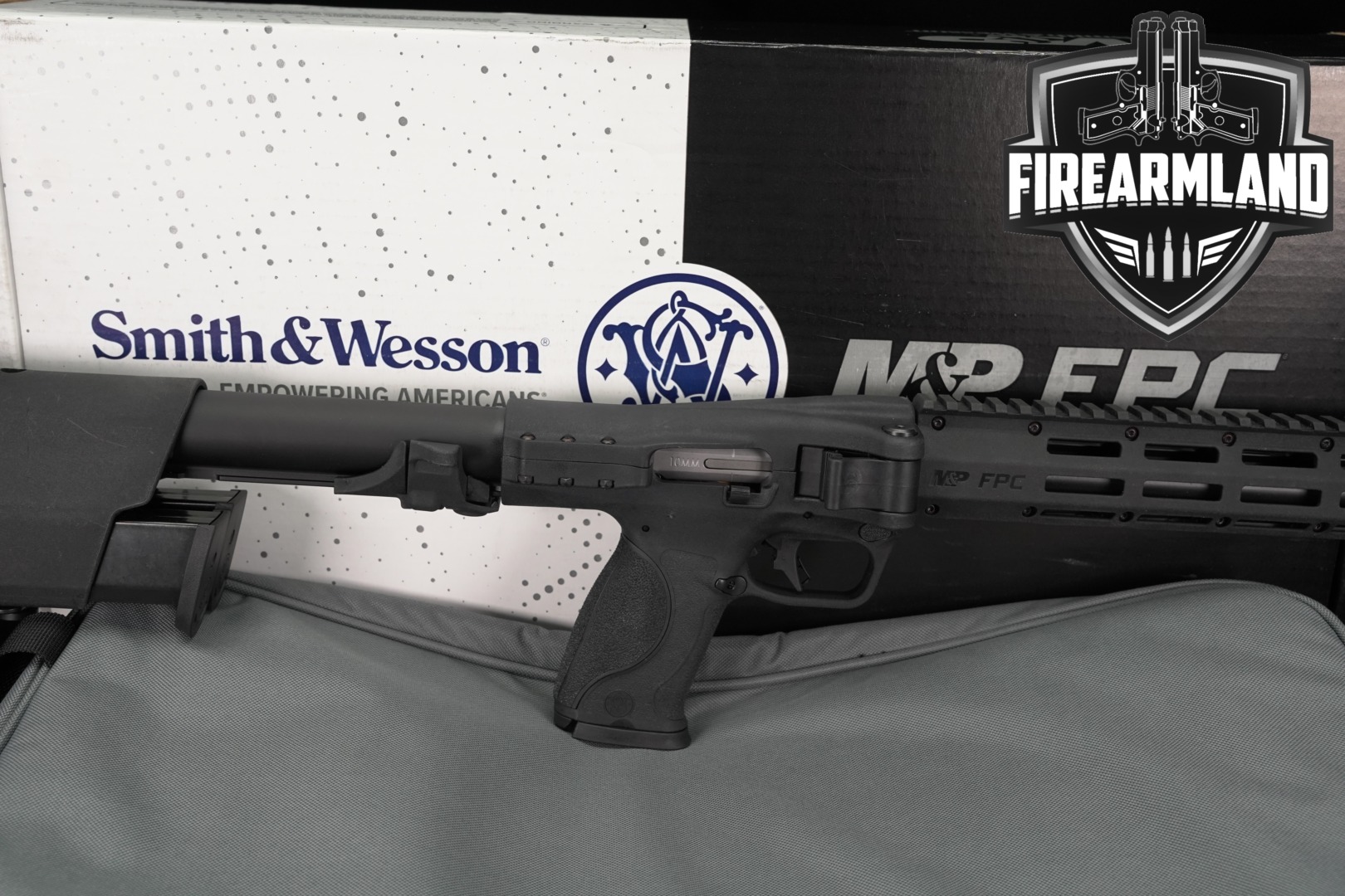 Smith & Wesson (S&W) M&P FPC 10mm Auto 10mm Black in Excellent Condition Thumbnail