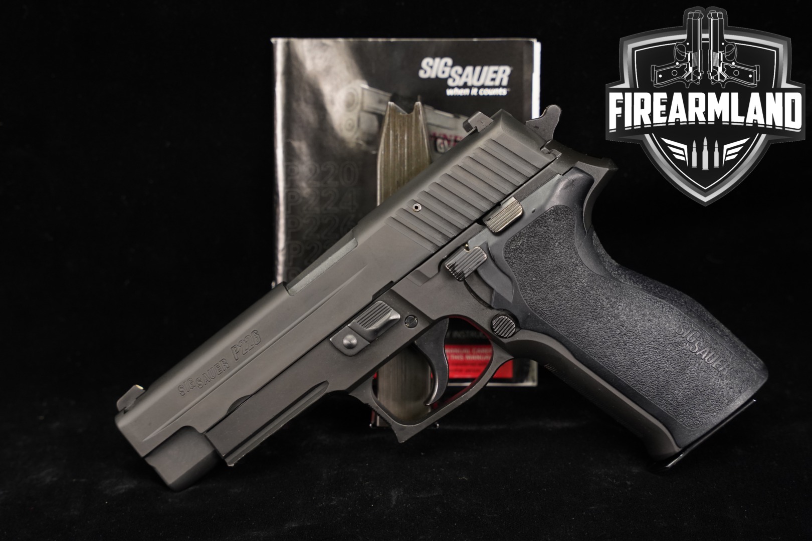 Sig Sauer P226R .40 S&W Black in Very Good Condition Thumbnail