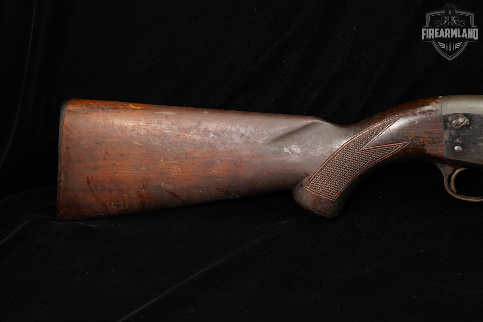 1954 Ithaca Model 37 Featherlight 16-Gauge 28" Blued & Walnut M37-img-4