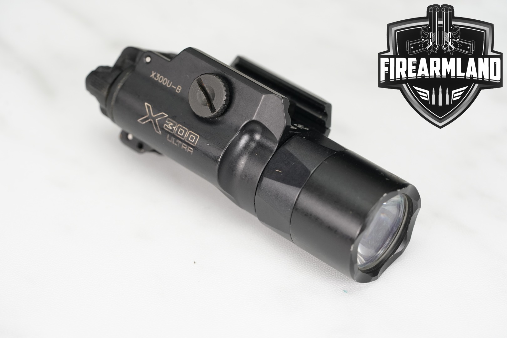 SureFire X300U-B X300 Ultra in Good Condition Thumbnail