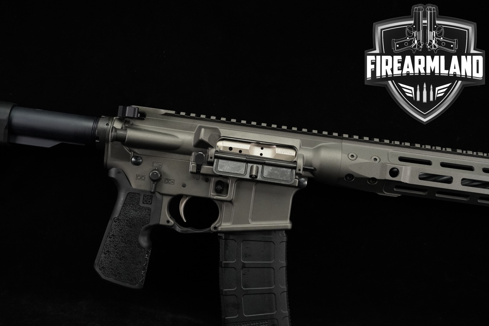 LWRC International IC-DI 5.56mm NATO Grey in Excellent Condition Thumbnail