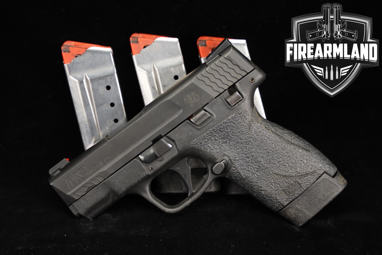 Smith & Wesson (S&W) M&P45 Shield No Thumb Safety .45 ACP Black in Good Condition Thumbnail