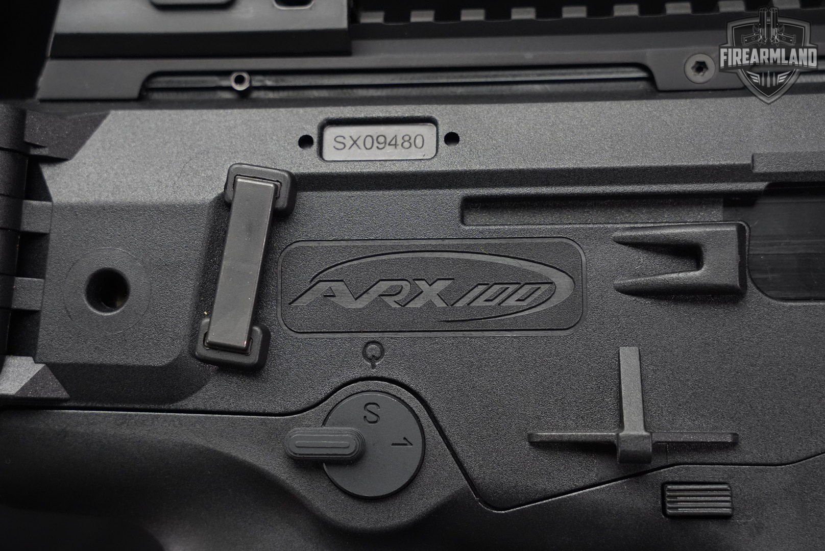 Beretta ARX100 5.56 NATO 16" ARX-100 +5 MAGS & ORIG CASE-img-21