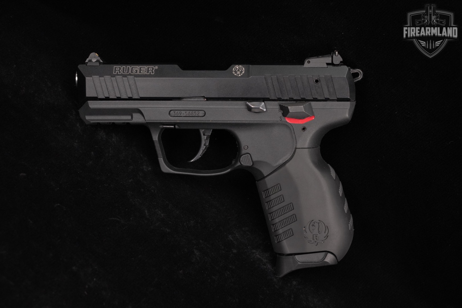 Ruger SR22 22LR 3.5" SR 22 +2 MAGS & ORIG BOX-img-3