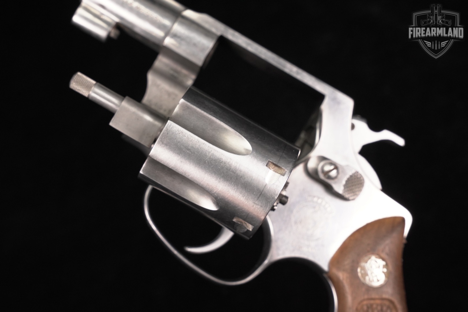 Smith & Wesson Model 60-7 Chiefs Special S&W Stainless 38Special 2" DA/SA-img-12