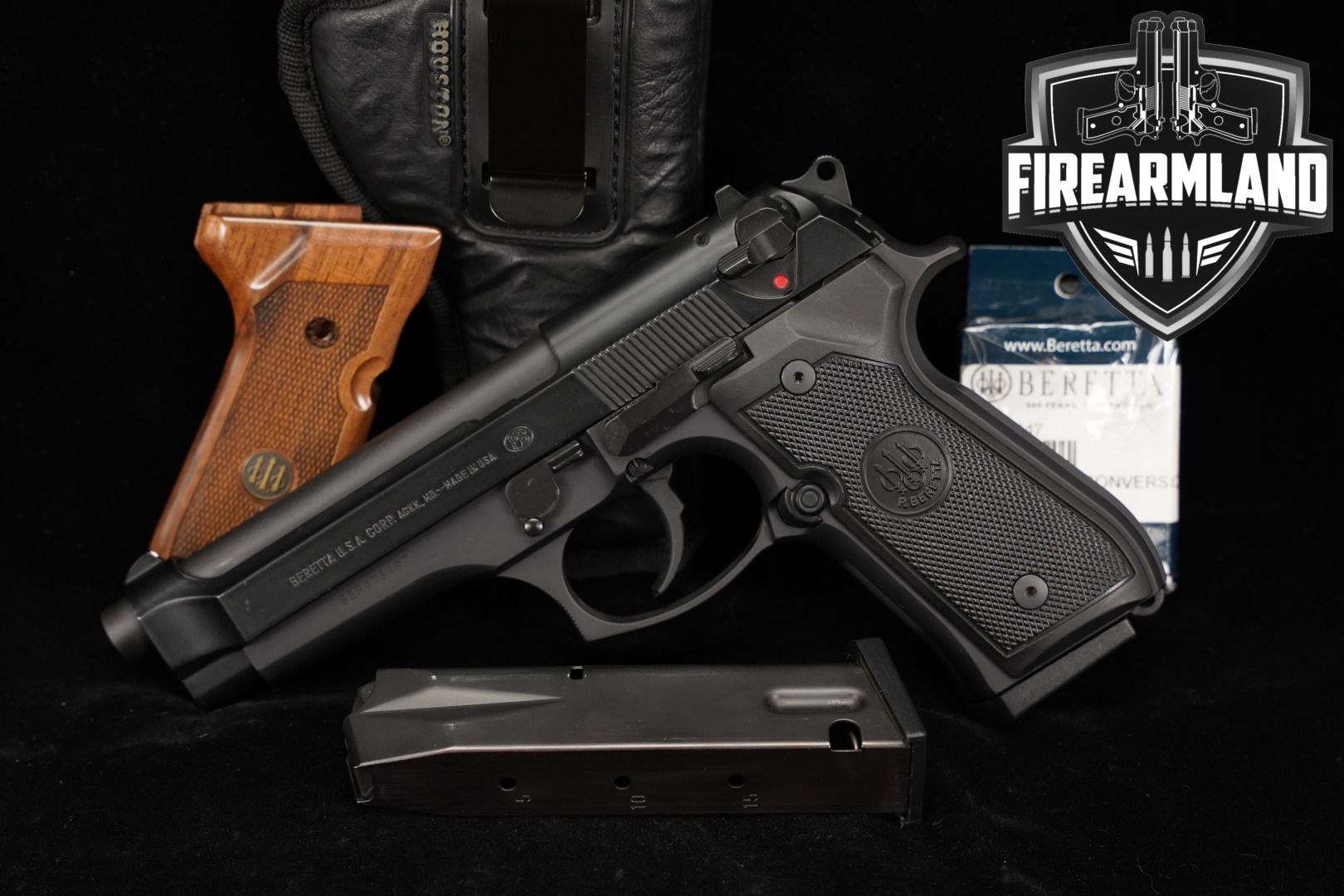 Beretta 92FS 9mm Luger Black in Good Condition Thumbnail