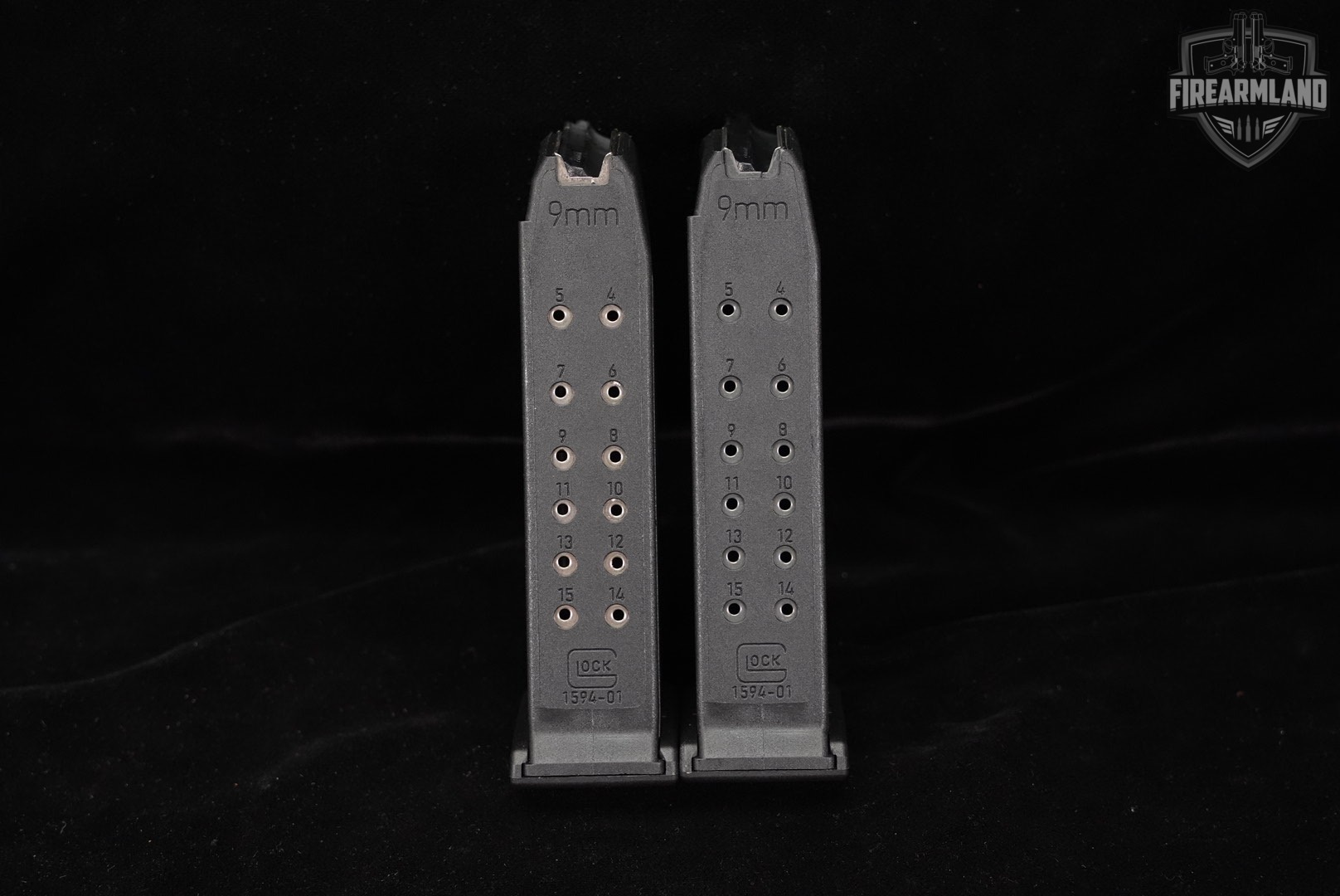 Glock 19 Gen4 G19 Gen 4 TRUMP 45th 9mm THREADED +2 MAGS & ORIG CASE-img-14