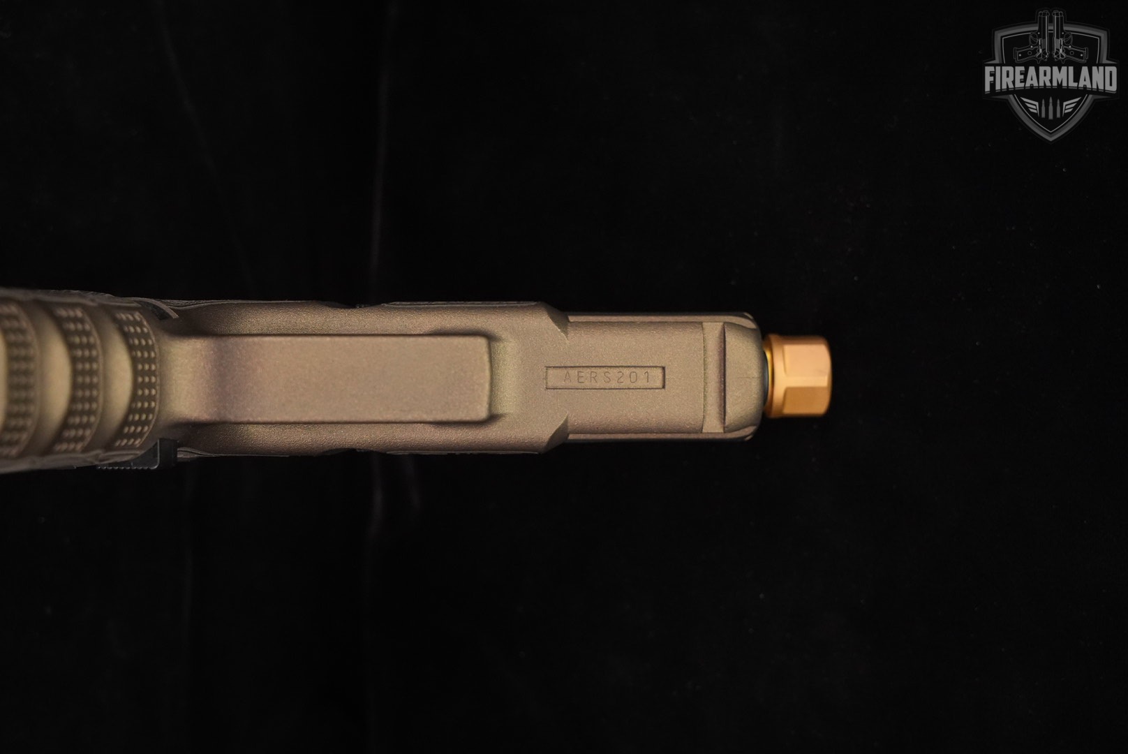 Glock 19 Gen4 G19 Gen 4 TRUMP 45th 9mm THREADED +2 MAGS & ORIG CASE-img-7