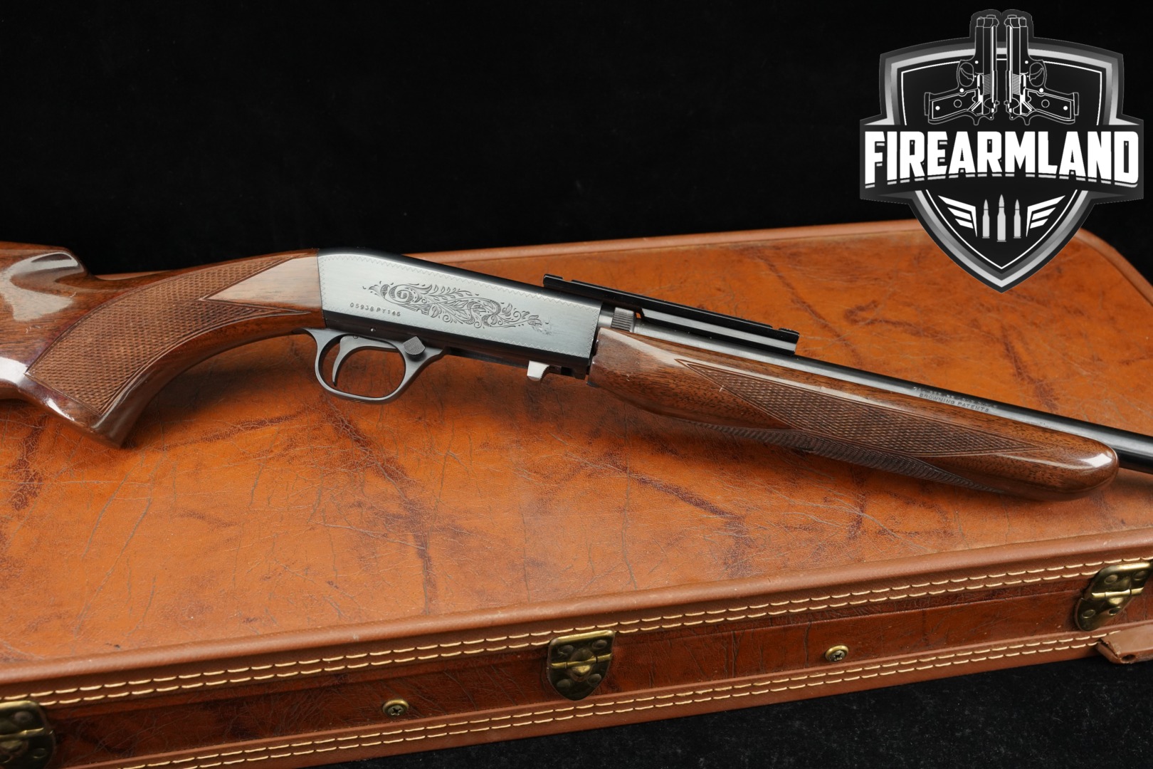 1982 Browning SA-22 Grade I .22 LR Blued & Walnut in Good Condition Thumbnail