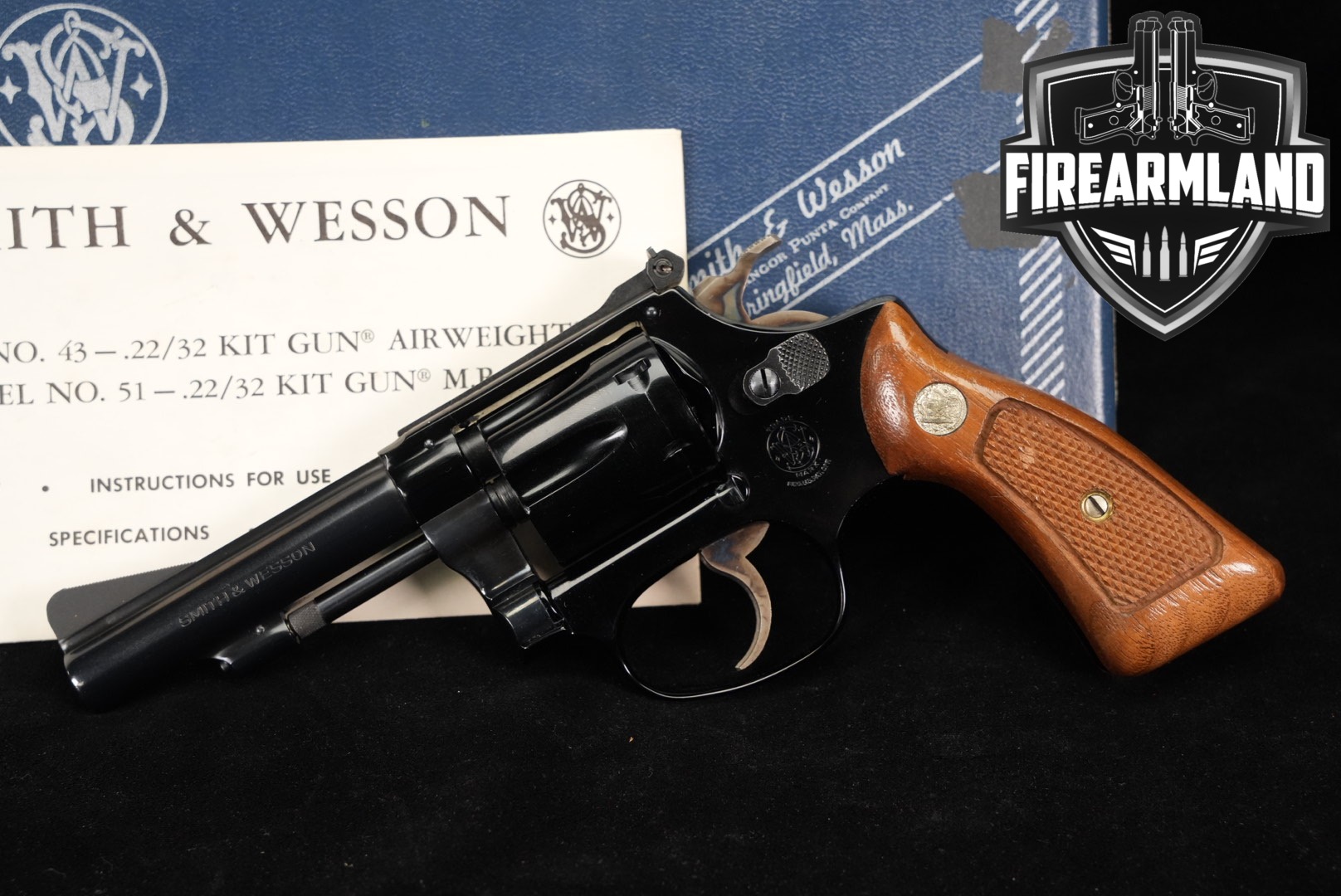 1974-1975 Smith & Wesson (S&W) Model 43 .22/32 Kit Gun Airweight .22 LR Blued in Very Good Condition Thumbnail