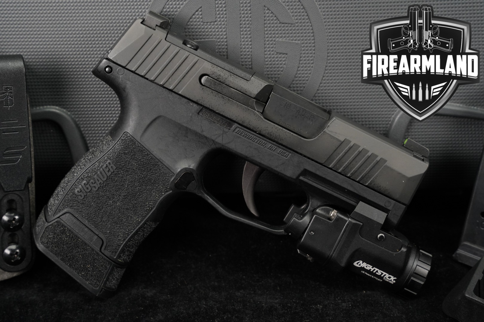 Sig Sauer P365 Optics-Ready, No Manual Safety 9mm Luger Black in Very Good Condition Thumbnail