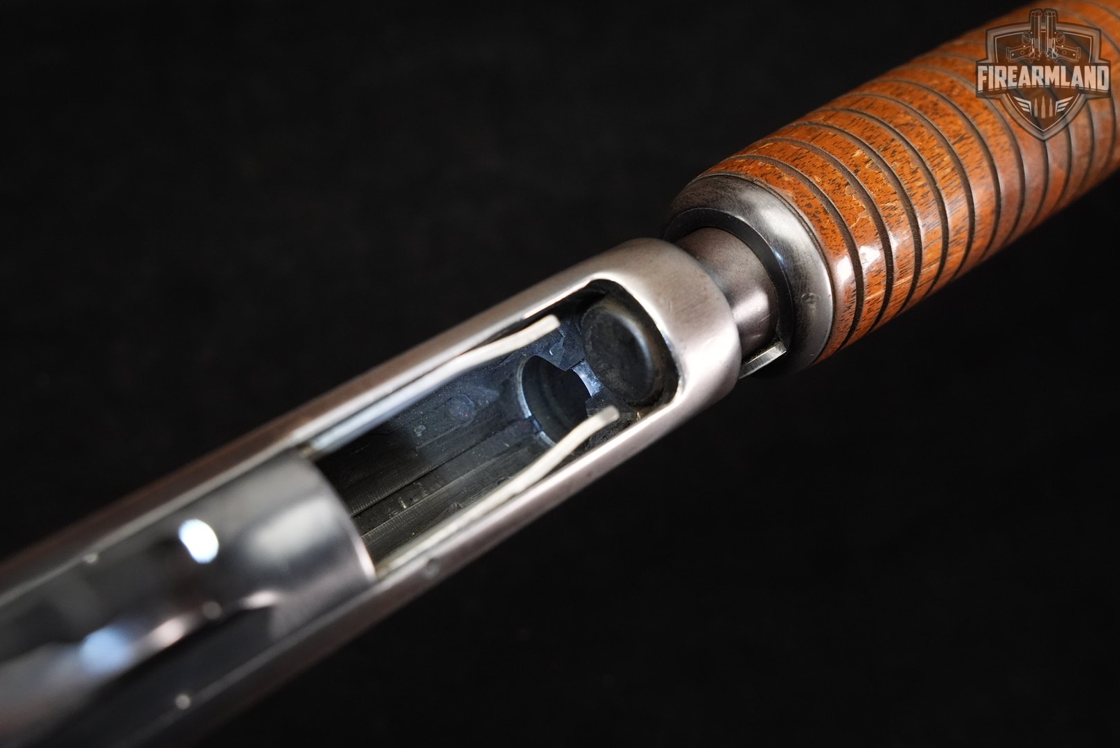 Ithaca Model 37 Featherlight 12-Gauge 28" Blued & Walnut M37 Slam-Fire-img-24