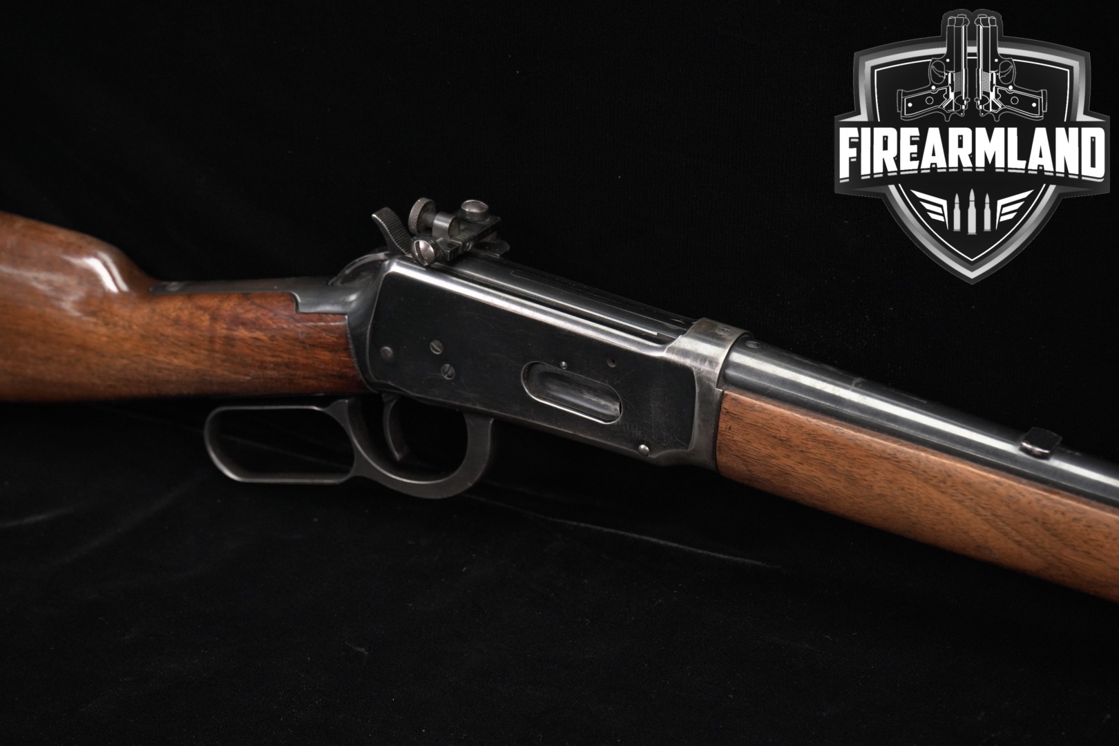 1949 Winchester Repeating Arms Model 94 Pre-64 Carbine .30-30 Blued & Walnut in Good Condition Thumbnail