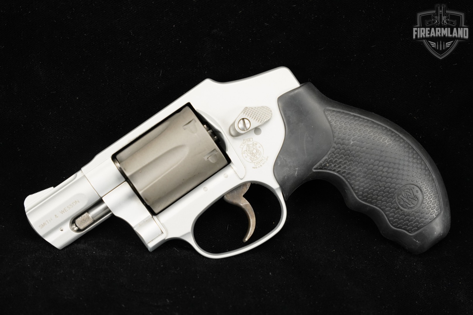 Used Smith & Wesson (S&W) Model 332 Auction | FirearmLand