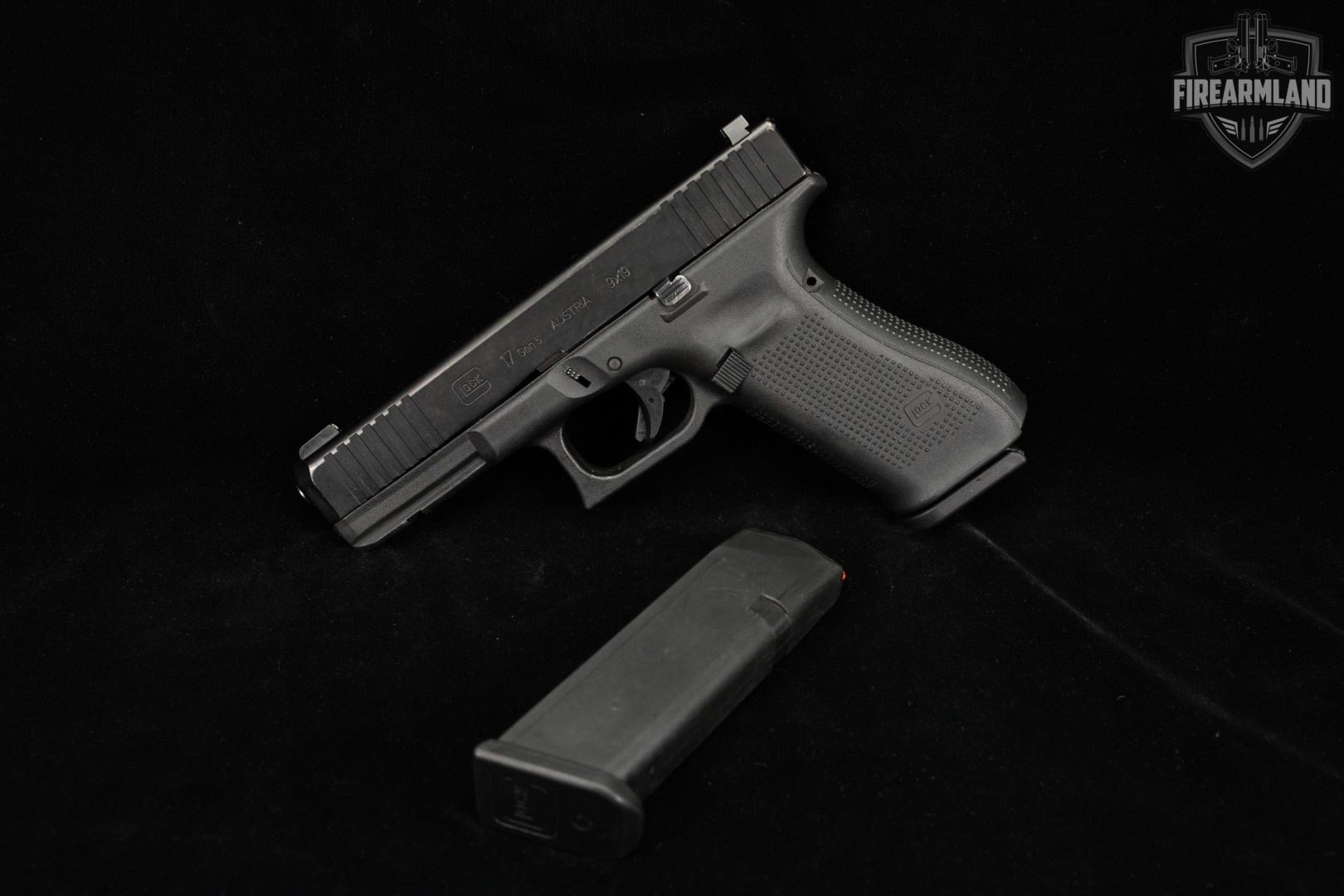 Glock 17 Gen5 G17 Gen 5 9mm 4.49" GMB +2 MAGS-img-2