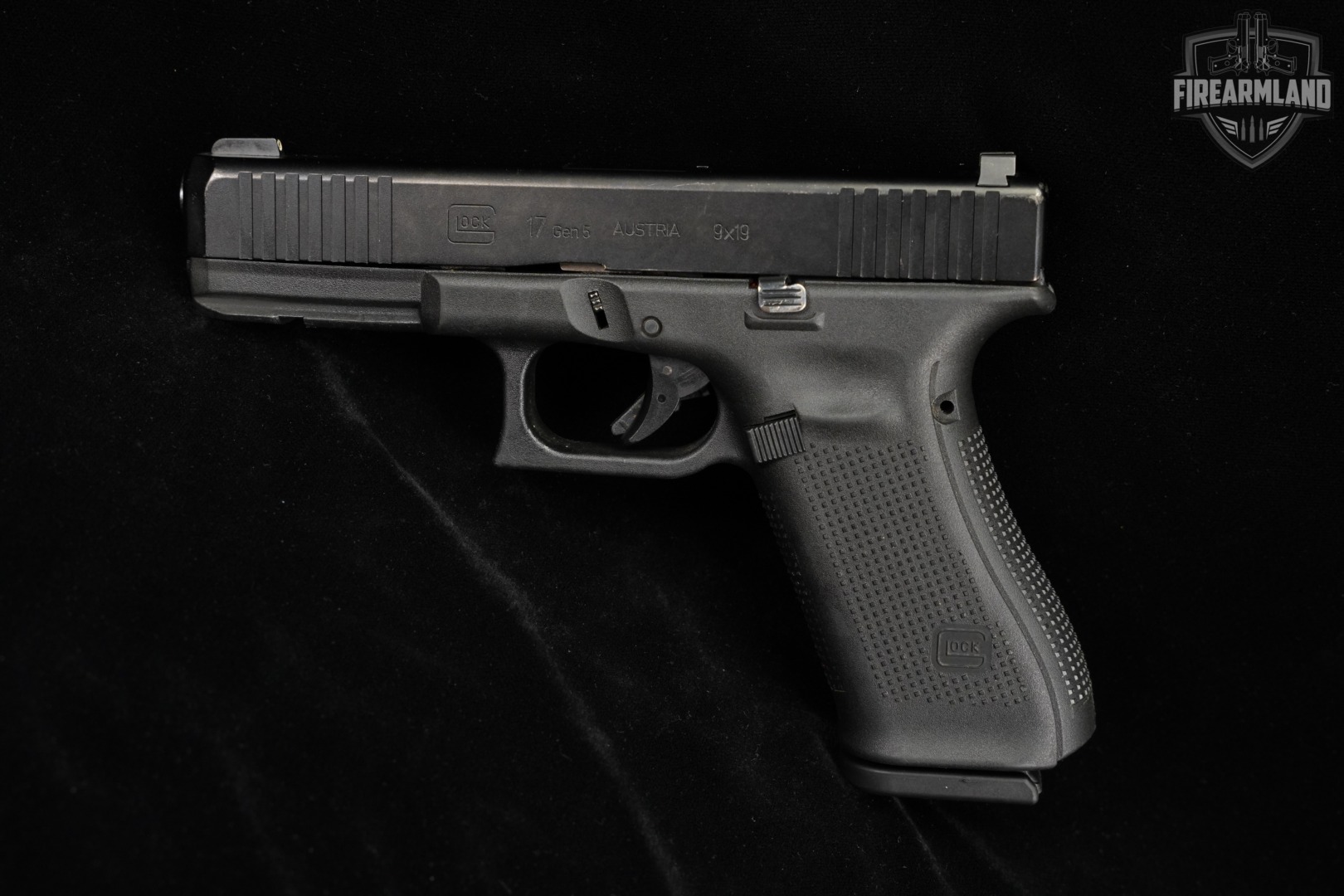 Glock 17 Gen5 G17 Gen 5 9mm 4.49" GMB +2 MAGS-img-4