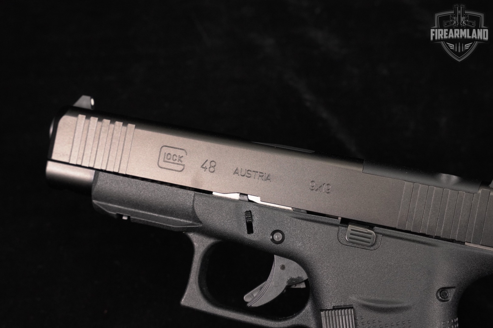 Glock 48 MOS G48 Slimline 9mm 4.17 +2 MAGS & ORIG CASE-img-13