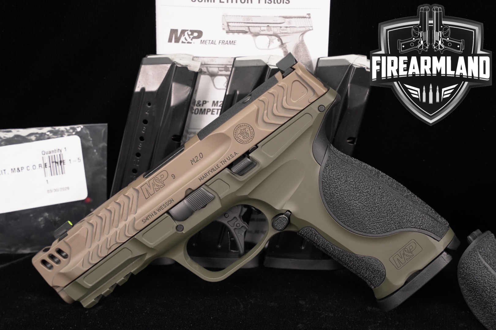 Smith & Wesson (S&W) M&P9 M2.0 Metal Performance Center Carry Comp 9mm Luger Two-Tone Tan & OD Green in Excellent Condition Thumbnail
